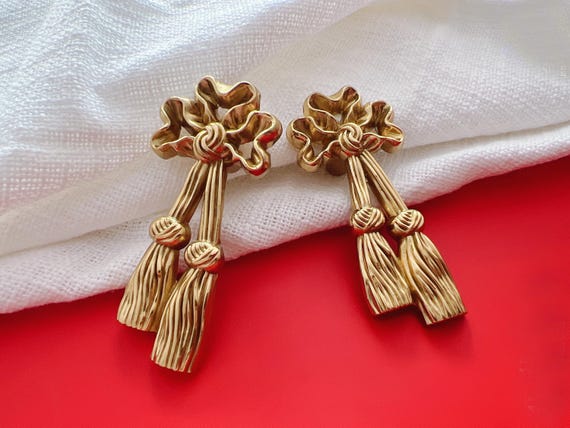 gold bow dresser knobs Six Pcs Set With Screws, Vintage Brass Drawer Handles For Cabinets And Dressers, Cupboards, Antique Gold Finish, Elegant Hardware For Ideal for cabinet Gold Bow Knobs, Set of