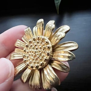 Brass Flower Knobs Pulls Handles Dresser Knobs Gold Cabinet Knobs Handles Decor Kitchen Cupboard Knobs,CP-0797