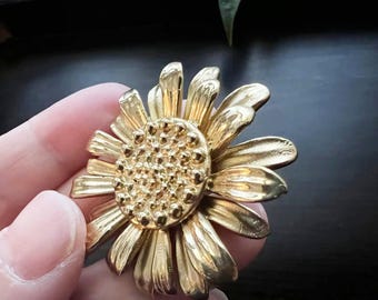 Solid Brass Flower Cabinet Knob: Dresser Pull Furniture Knob