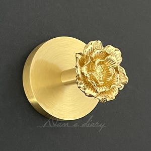 Brass Flower Wall Hook: Nordic Coat/Towel Hanger