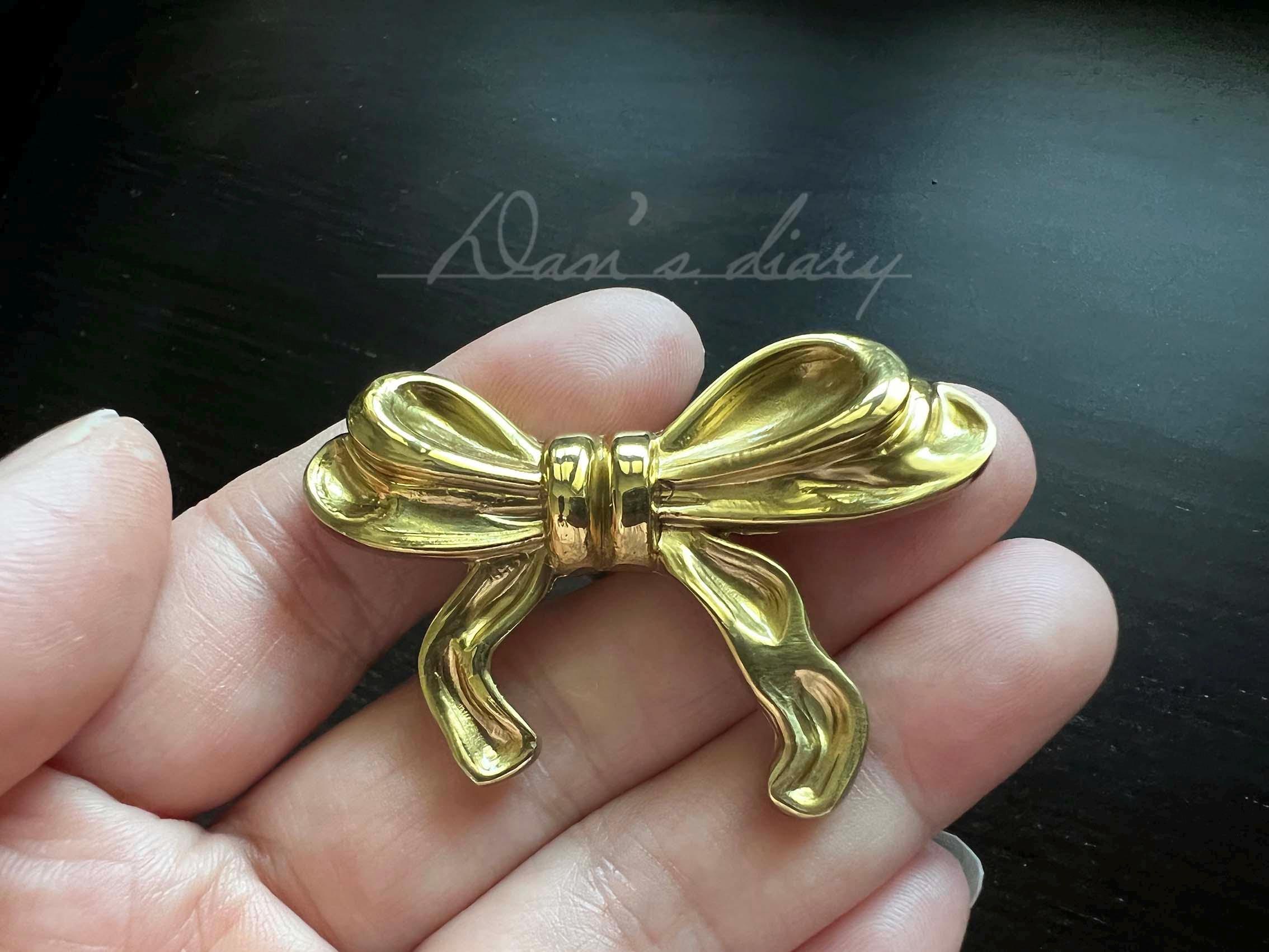 slim fit dress slacks Bow Shaped Drawer Knobs | Nursery Room Decor