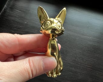 Tirador de latón Nordic Cat para armario o cajón.