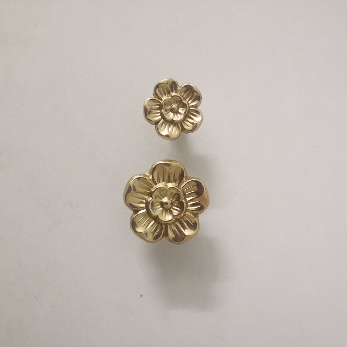Solid Brass Flower Knobs Pulls Decor Gold Knobs Dresser Knobs Etsy