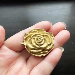 Gold Brass Flower Drawer Knob: Exquisite Cabinet Handle