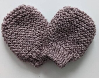 Moufles tricotées main pour bébé en laine et alpaga, accessoire mode bébé.