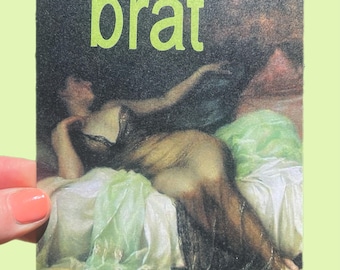 POSTCARD Green Girl