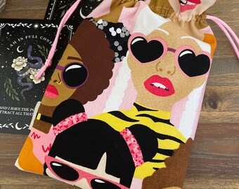 Go Go Girl Tarot Tasche Orakel Beutel Kordelzug Tasche. Personalisieren Sie mit Charms.