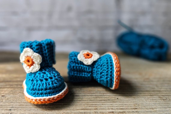 Rearview Mirror Crochet Baby Boots Pattern (PDF Download)