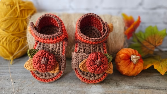 Fall PDF Pattern Baby sandals and Headband for 3-6 months old, crochet pattern only