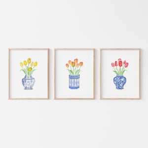 Acuarela tulipanes Chinoiserie jarrones arte imprimible conjunto de 3 impresiones descarga Digital instantánea flor impresión azul y blanco florero de porcelana arte flor