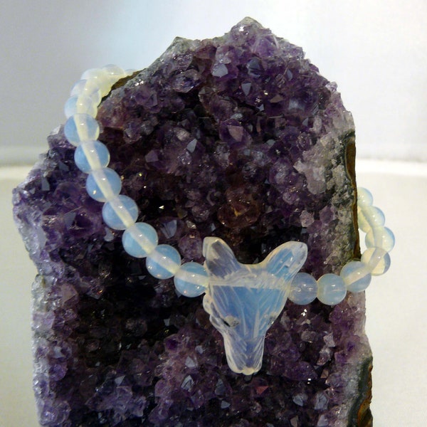 Bracelet Opaline Tète de Loup Sculpté