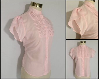 Vintage Clothing, Womens 70s Top, 1970s Blouse, Shirt, Ruffles, Pink, Casual, Boho Fashion, Bohemian Style, Festival Outfit, Retro, Neutral