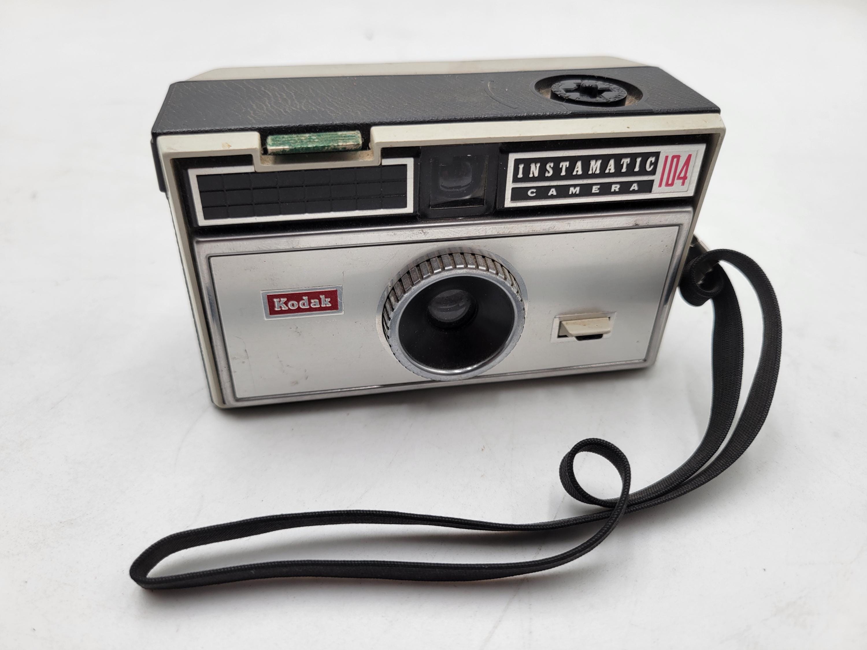Vintage Kodak Instamatic 104 Camera – Classic 1960s Film Camera