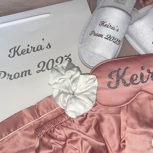 PERSONALISED Short Pyjama Prom set Pj Gift Bag Set sleepover sets Prom Pyjamas Eye mask Bobble Slippers and a gift bag set image 2