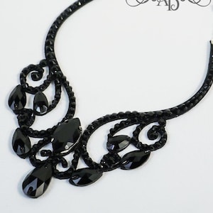 Collar de color negro, collar de salón negro, collar negro de danza del vientre, collar de diamantes de imitación, vestido de salón, joyería de baile de salón negro