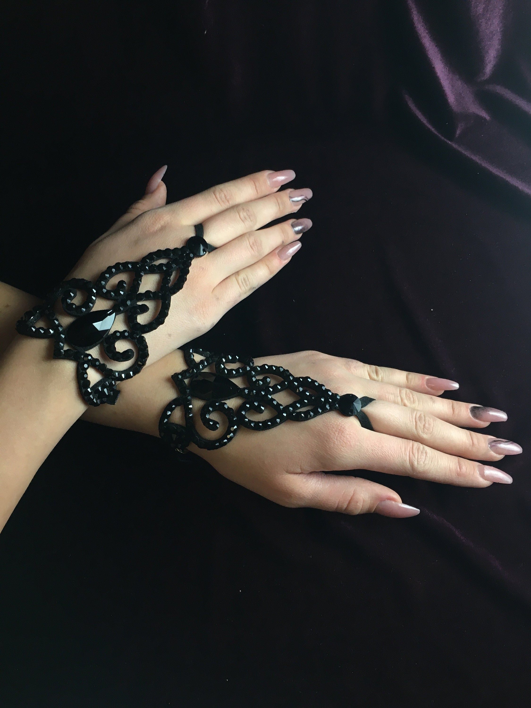 Black Hand Bracelet by Amalia Design Dance Hand Bracelet - Etsy Israel