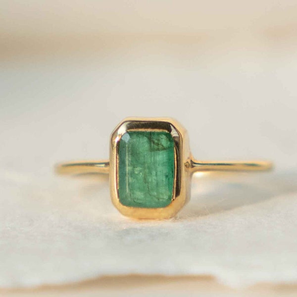 Natural Emerald Ring in Gold Vermeil, May Birthstones, Statement Gemstone Birthday Anniversary Graduation Gifts, mom gift, birthday gift