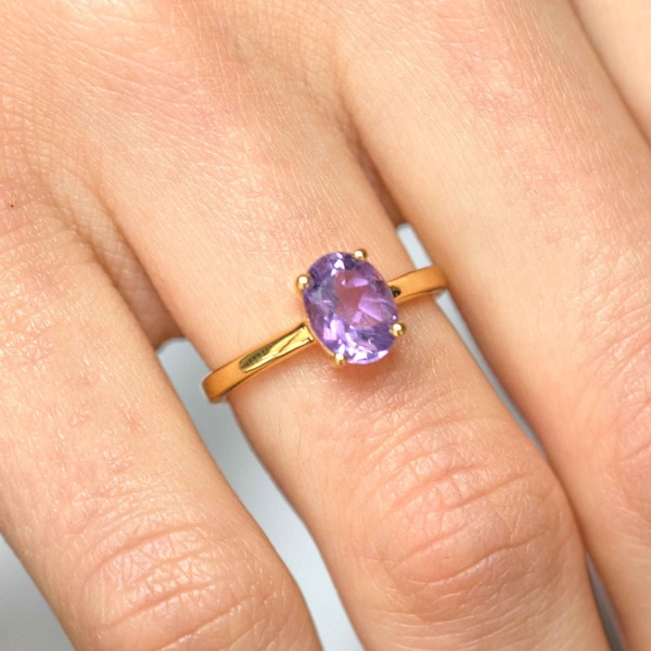 Amethyst Ring in 18k Gold Vermeil, 8x6mm