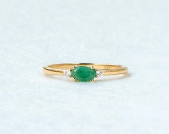 Dainty Emerald Ring Natural, May Birthstone Ring, Stackable Ring, Minimalist Emerald Ring Handmade Jewelry, Promise Ring, Gifts for Women