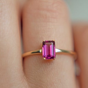 Rhodolite Garnet Gold Ring in Emerald Cut, Dainty Minimalist January Birthstone, 6x4mm, Jewelry Gifts for Women