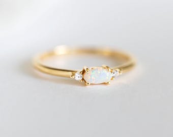 Opal Ring Anti-tarnish, Minimalist Gemstone Ring, Dainty Opal Ring Gold, October Birthstone, Fire Opal Ring, Birthday Gift for Girls