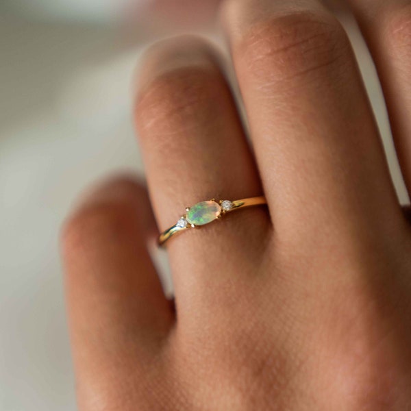 Opal Ring Anti-tarnish, Minimalist Gemstone Ring, Dainty Opal Ring Gold, October Birthstone, Natural Fire Opal Ring, Birthday Gift for Girls