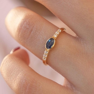 Dainty Sapphire Ring, Natural Blue Sapphire Minimalist September Birthstone Gold Stackable Ring, Engagement Ring, Engagement Rings for Women