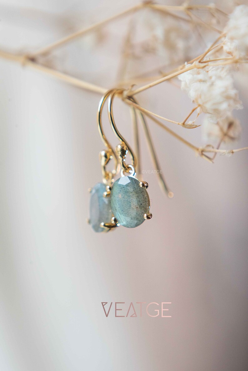 Minimalist Labradorite Earrings, Natural Labradorite Gemstone Handmade Jewelry, Labradorite Dangle Earrings, Mom Gifts, Best Birthday Gifts, Mom Birthday Gift, mom wedding gift, expecting mom gift, dangly earrings, green flashy labradorite earrings