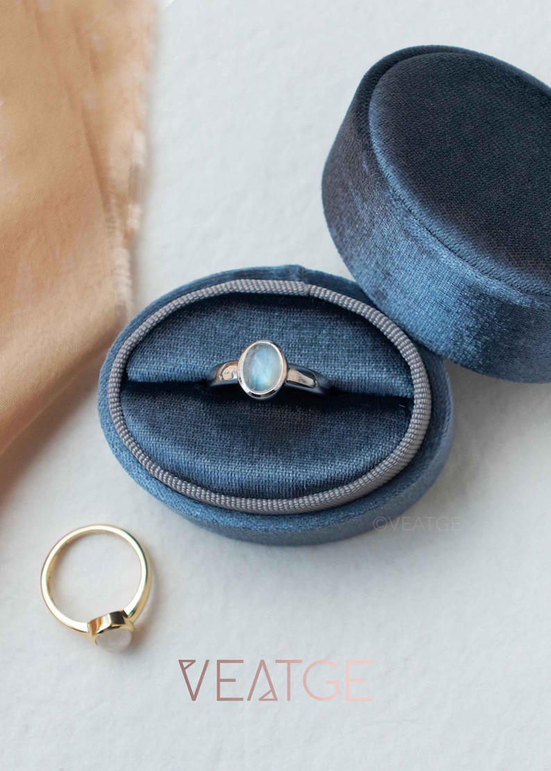 Natural Rainbow Moonstone Ring, June Birthstone, Thick Band Gold Moonstone Ring, Birthday Mom Wife Anniversary Gift, Unique Holiday Gifts, Christmas Gift for Best Friend, Moonstone Engagement Ring, Moonstone Jewelry for Women, Wedding Ring