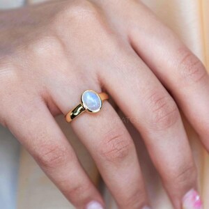 Natural Rainbow Moonstone Ring, June Birthstone, Thick Band Gold Moonstone Ring, Birthday Mom Wife Anniversary Gift, Unique Holiday Gifts, Christmas Gift for Best Friend, Moonstone Engagement Ring, Moonstone Jewelry for Women, Wedding Ring