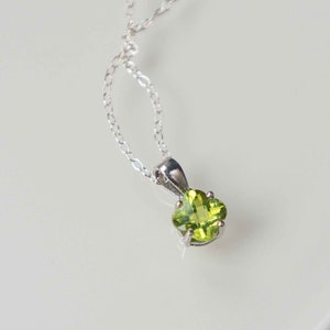 Peridot Necklace Minimalist Clover Gemstone Necklace in Sterling Silver, Graduation Gift, Four Leaf Clover, Good Luck Gift August Birthstone
