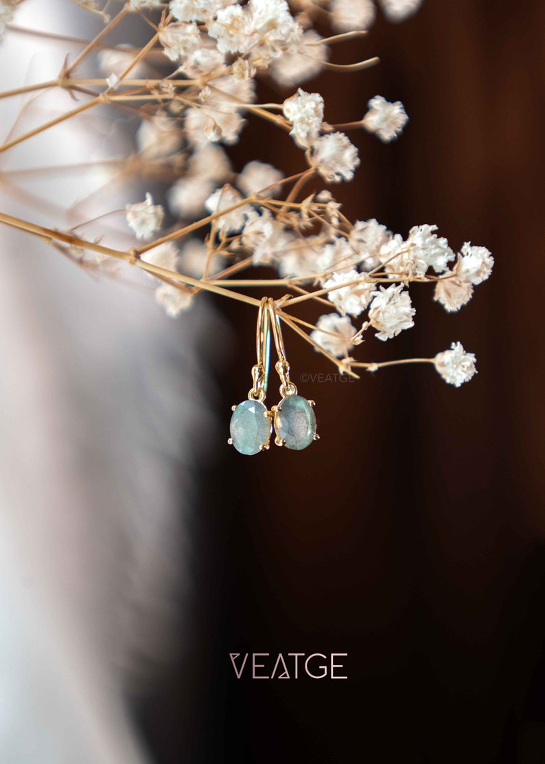 Minimalist Labradorite Earrings, Natural Labradorite Gemstone Handmade Jewelry, Labradorite Dangle Earrings, Mom Gifts, Best Birthday Gifts, Mom Birthday Gift, mom wedding gift, expecting mom gift, dangly earrings, green flashy labradorite earrings