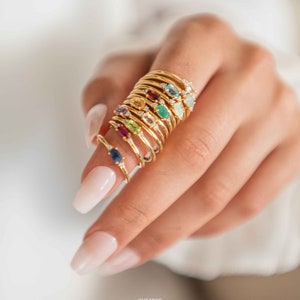 Amethyst Gold Ring Dainty, February Birthstone Ring, Stacking Minimalist Amethyst Ring Gold Band, Promise Ring, Best Birthday Gift for Girls, Amethyst Gold Band