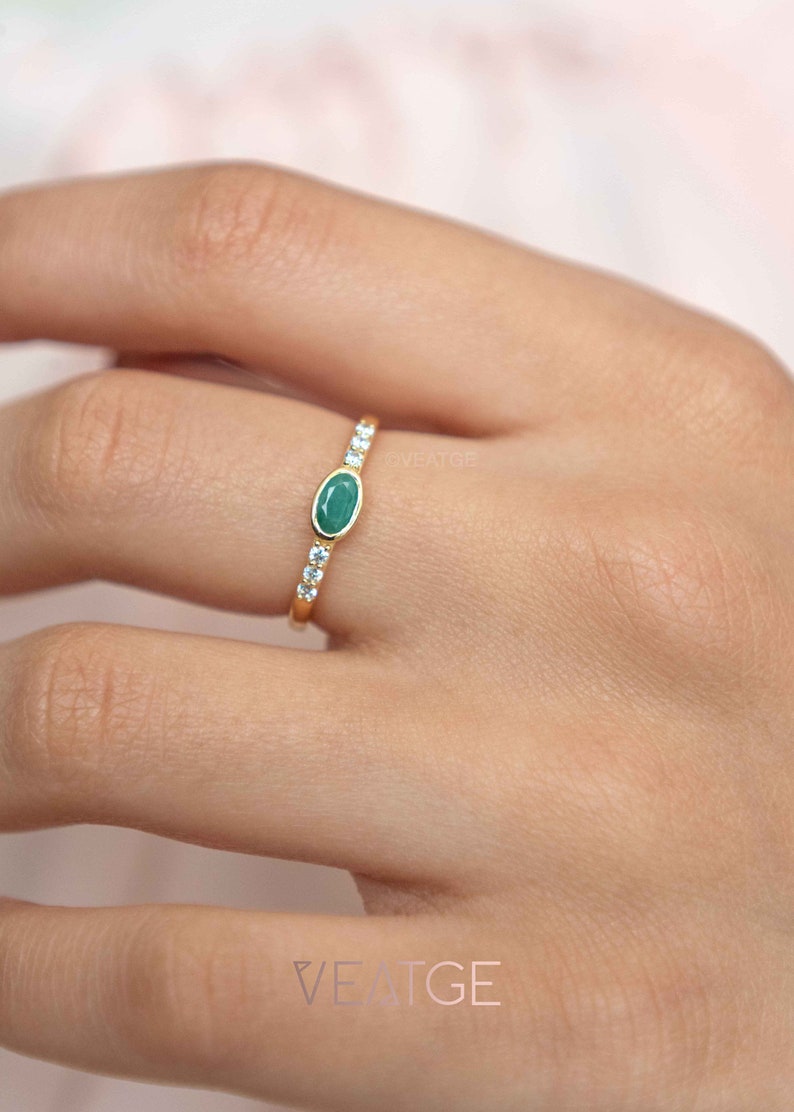 Natural Emerald Ring, Dainty Minimalist Wedding Band, May Birthstone Jewelry Birthday Gifts, Promise Ring, 14k Gold Vermeil, Stacking Ring