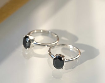 Black Onyx Delicate Ring Sterling Silver, Minimalist Stacking Ring, Protection Ring, 8x6mm, Birthday Gifts for Girls, Black Onyx Jewelry
