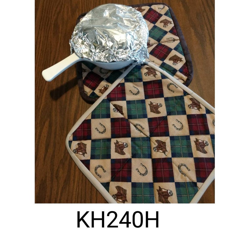 Handy in the kitchen or when serving hot dishes at the dinner table. Free Shipping Hot pads or pot holders VI