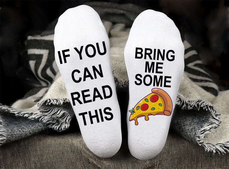 If You Can Read This Bring Me Some Pizza Pizza Socks Pizza.