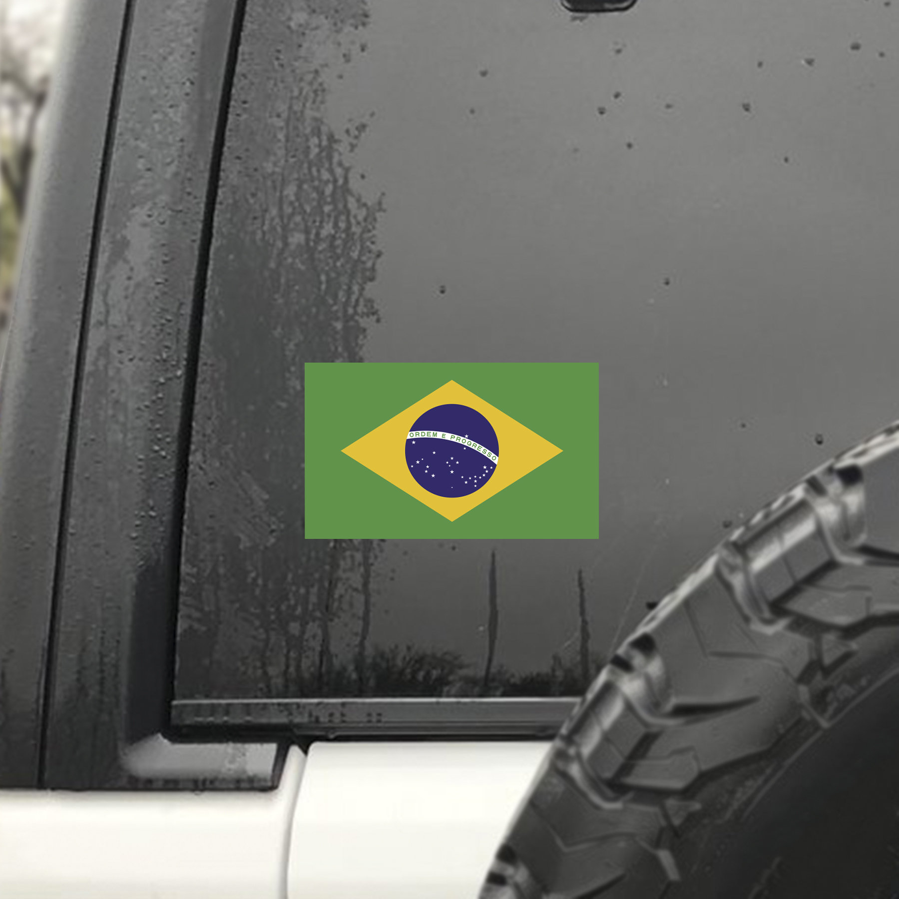 Brazil Flag Vinyl Decal / Sticker – 5 Sizes Available (Made In USA)
