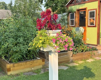 5-Way Vinyl Post Planter: New England Style Herb & Flower Garden Decor