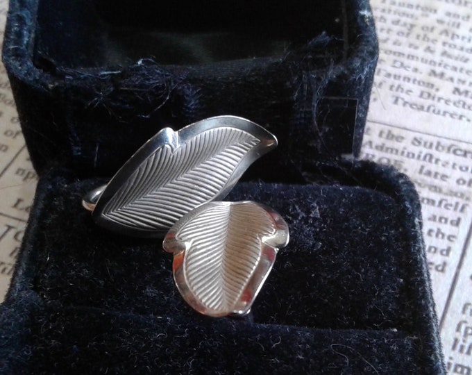 Loran Sims 1/20th 12K Goldfilled Leaf Screwback Earrings, Signed