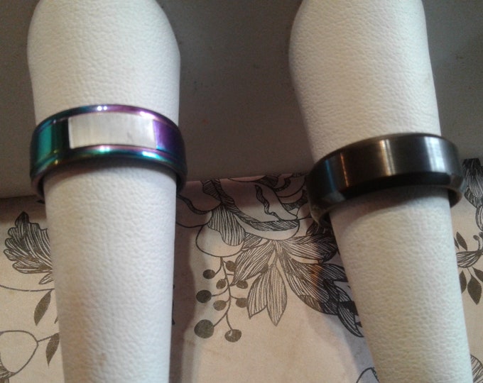 Vintage Titanium or Tungsten Carbide Unisex Wedding Bands, Your Choice of Titanium, Size 9.5, or Tungsten Carbide, Size 8. Now Reduced!