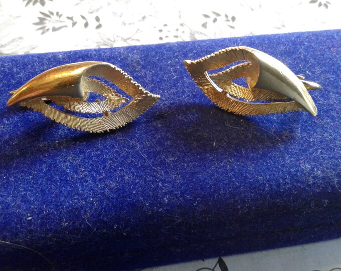 Goldtone Abstract Leaf Clip On Earrings