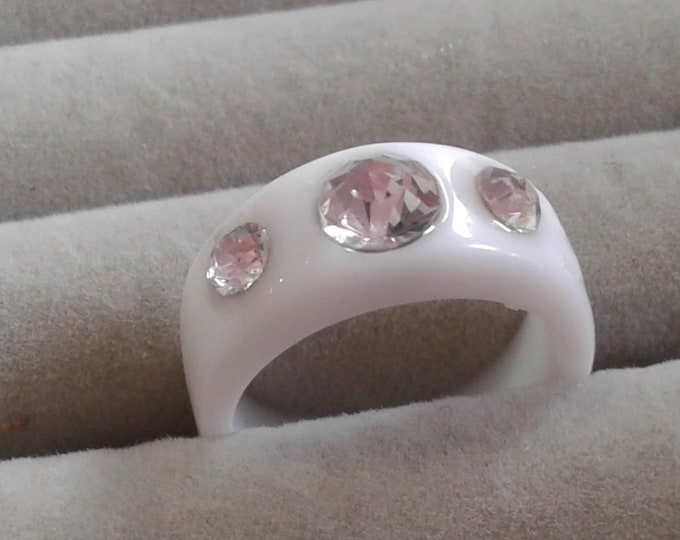Mod Revival Rhinestone and White Lucite Ring, Size Six