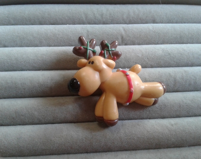 Russ Molded Plastic Comic Reindeer with Lights in His Antlers and a Red Harness Pin, Signed, Made in China