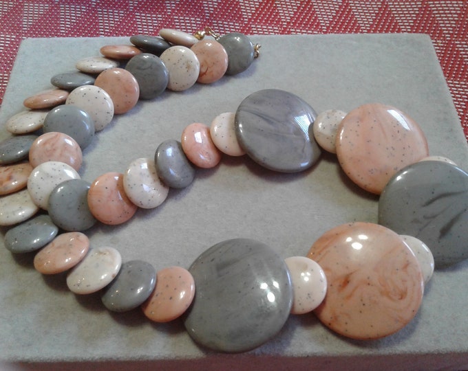 Vintage Lucite Faux Stone Disc Beads Eighties Necklace