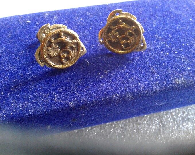 Bronzetone Round Floral Medallion on Leaf Shape Screwback Earrings