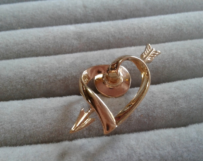 Avon Open Heart Pin with Arrow, Signed