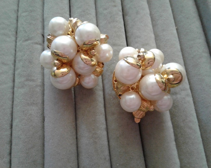 Goldtone and Faux Pearl Beaded Cluster Clip On Earrings