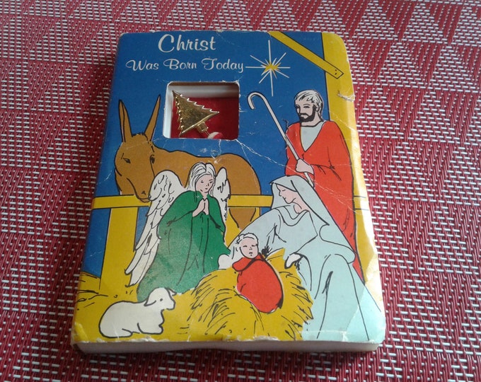 Vintage Nativity "Jewel Card" in Paper and Plastic with Goldtone Tree Stickpin