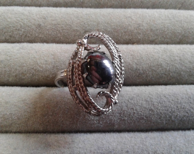 Sarah Coventry 1971 "Ebb Tide" Cocktail Ring with Faux Hematite, Signed